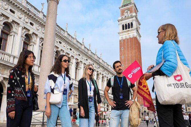 St Mark's, Doge's Palace, with Murano and Burano & Gondola Ride - Using the Lunch Hour Without Losing the Day