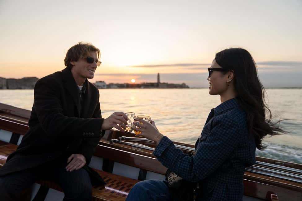 Sunset Serenity Cruise in the Venice Lagoon - Meeting Point at Fondamenta Zattere Al Ponte Lungo: Simple, But Don’t Be Late