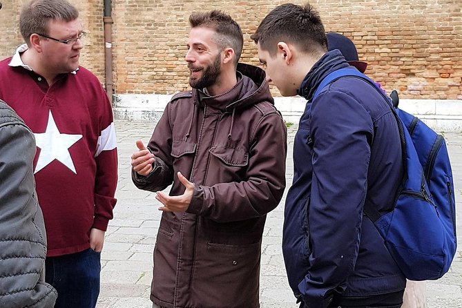 Tapas & Wines through secret Venice - Why cichetti-and-wine walking tours work in Venice