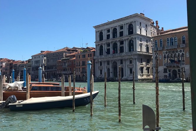 The Essence of Venice in a Stress Free Small group Walking Tour - Squares east of Rialto: Carlo Goldoni and the feeling of a neighborhood
