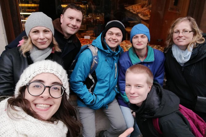 Venetian Cicchetti Street Food and Sightseeing Walking Tour - Pacing and comfort: what moderate fitness really means