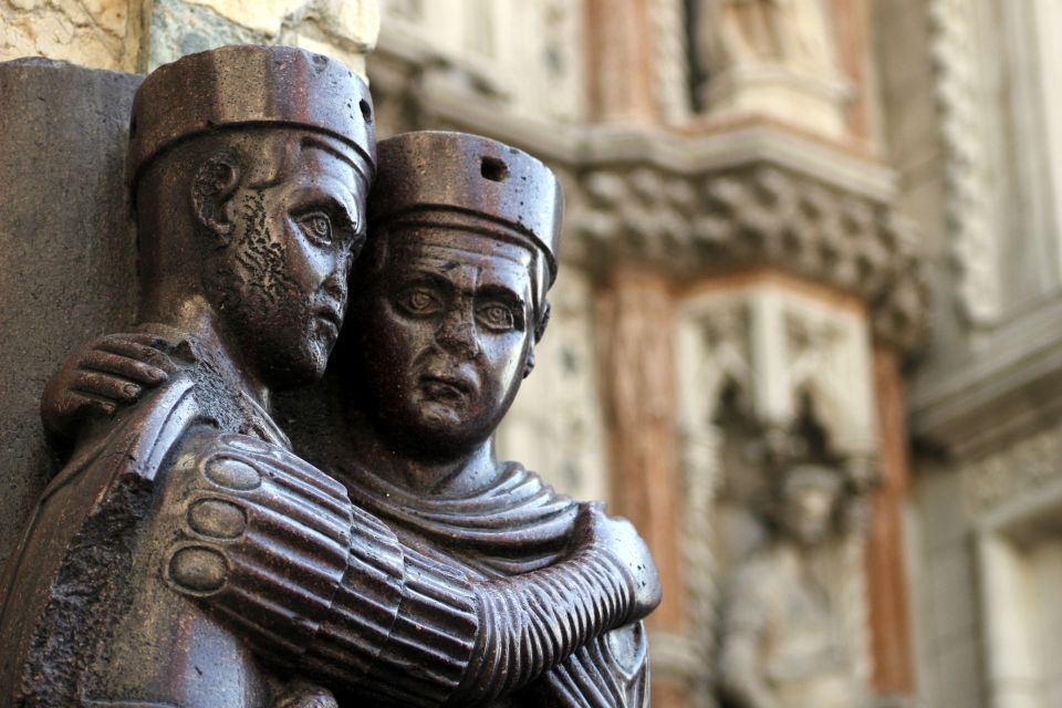 Venice: 1-Hour The Doge's Palace Tour - The 10-minute St. Mark’s Square intro you can actually use