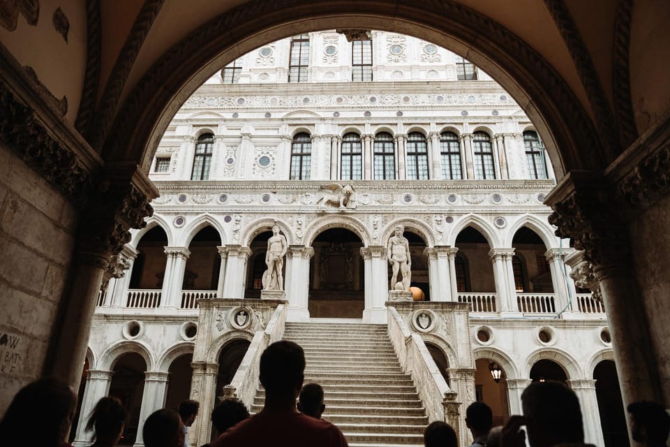 Venice: After-Hours St. Mark’s & Doge's Palace VIP Tour - What to wear and bring (so you don’t get stopped)