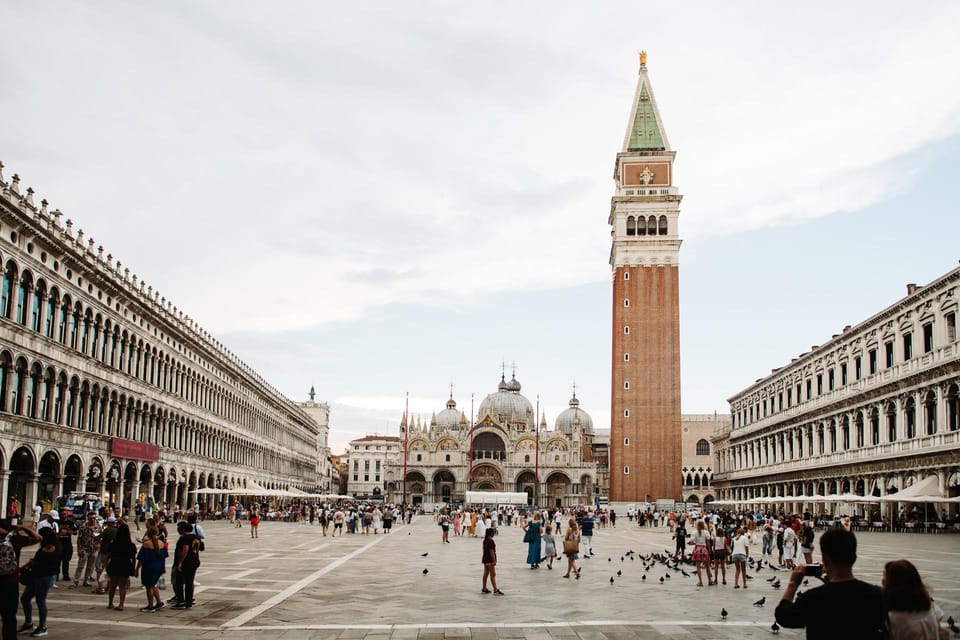Venice: After-Hours St. Mark’s & Doge's Palace VIP Tour - Doge’s Palace: apartments, councils, armory, and the prisons
