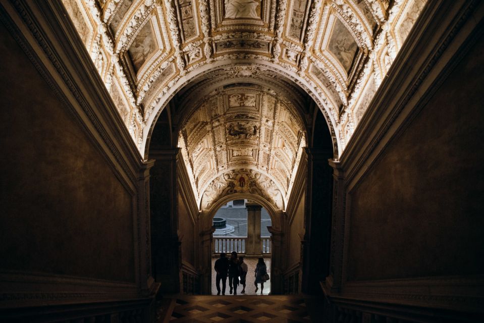 Venice: After-Hours St. Mark’s & Doge's Palace VIP Tour - Pala d’Oro and the crypt: what to look for