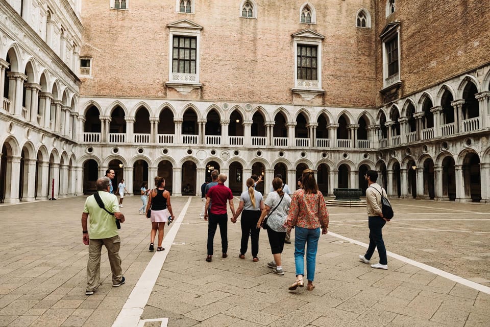Venice: After-Hours St. Mark’s & Doge's Palace VIP Tour - Pace, timing, and the built-in break between sites