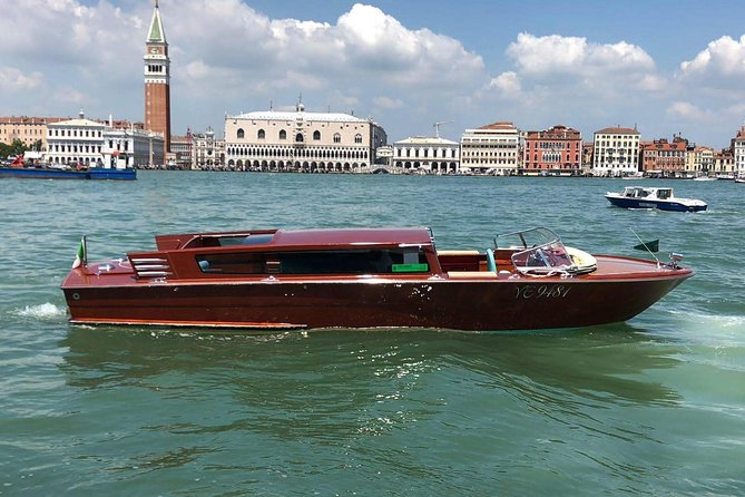 Venice Airport VCE to Venice Hotels Transportation - How the Limo + Water Taxi Combo Works (and Why It’s Worth It)