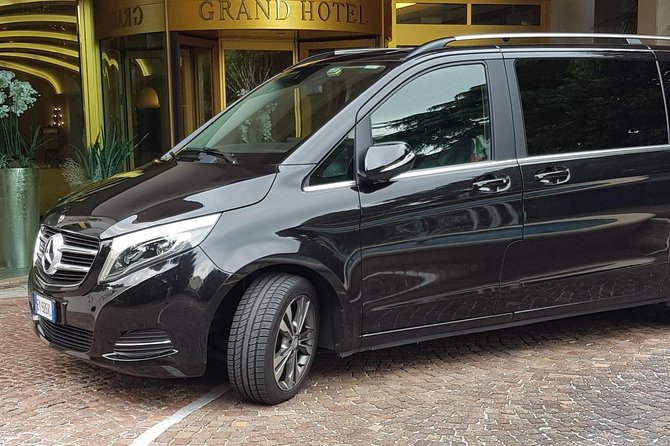 Venice Airport VCE to Venice Hotels Transportation - Inside VCE: Meeting Your Chauffeur Without Getting Lost
