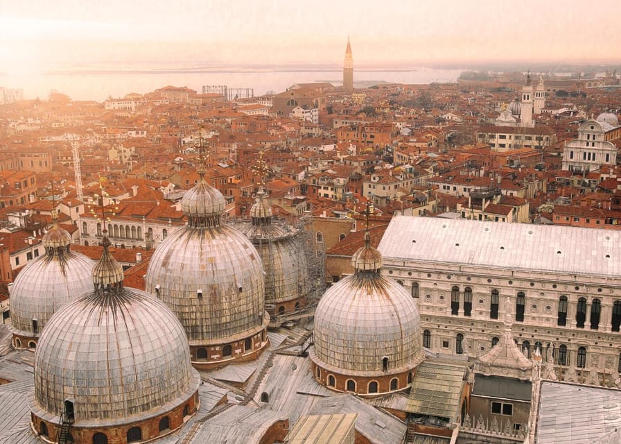 Venice: Basilica and Doge's Palace Priority Ticket and Tour - Guides and group size: why it can feel personal