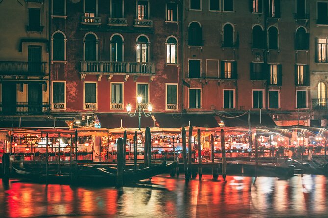 Venice by Night: Highlights & Hidden Gems Tour - Why Venice by Night feels like a city, not a postcard