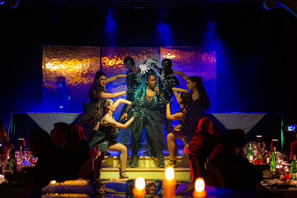 Venice: Cabaret Dinner Show - The 5-Course Gala Dinner and Wine: What You Really Get
