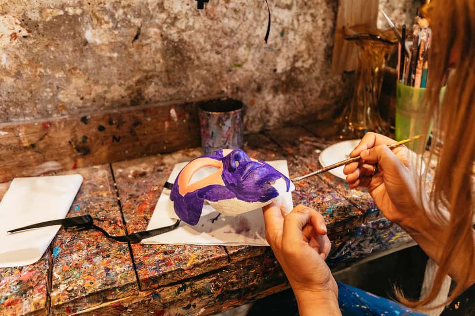 Venice: Carnival Mask Workshop - Languages and small-group pace: why it matters