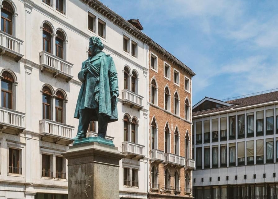 Venice: City Highlights and Hidden Gems Walking Tour - The pacing and listening setup: what to expect from 2 hours