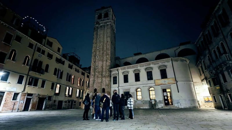 Venice: Crimes, Legends, and Mysteries Sunset Tour - Rio di San Polo and the Bridges That Hide the Plot