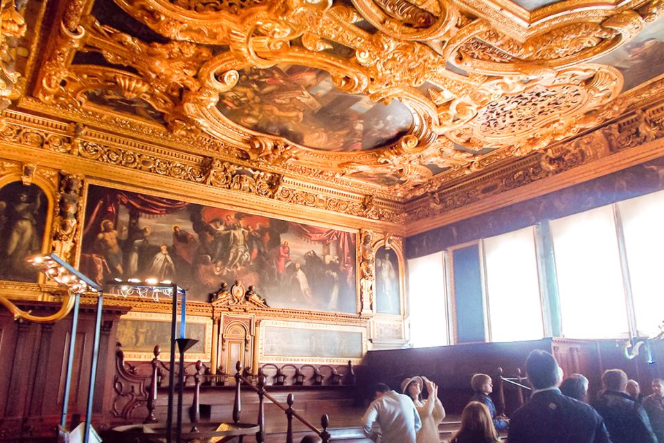 Venice: Doge's Palace and St. Mark's Basilica Tour - St. Mark’s Basilica: Golden Mosaics and Relics You Can’t Fake