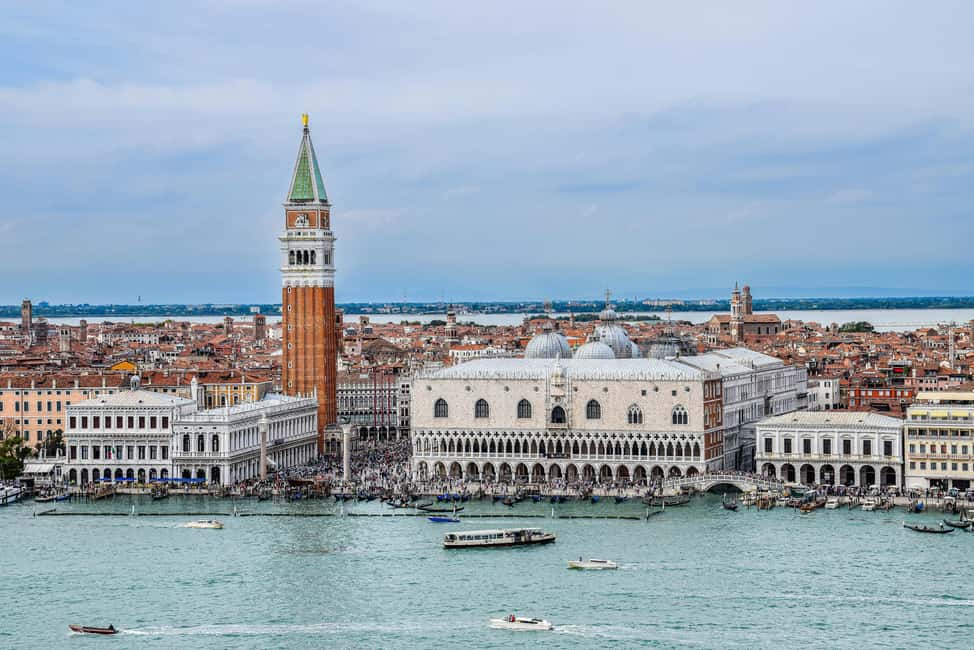 Venice: Doge's Palace, Bridge of Sighs, Prisons, Correr & Audioguides - Getting Oriented: Your Route Through Doge’s Palace