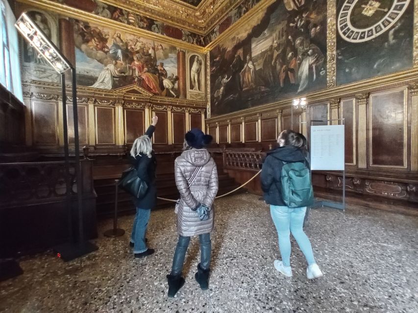 Venice: Doge's Palace Guided Tour with Optional Gondola Ride - Doge’s Palace Highlights: Gothic halls, Doges, and art you can place