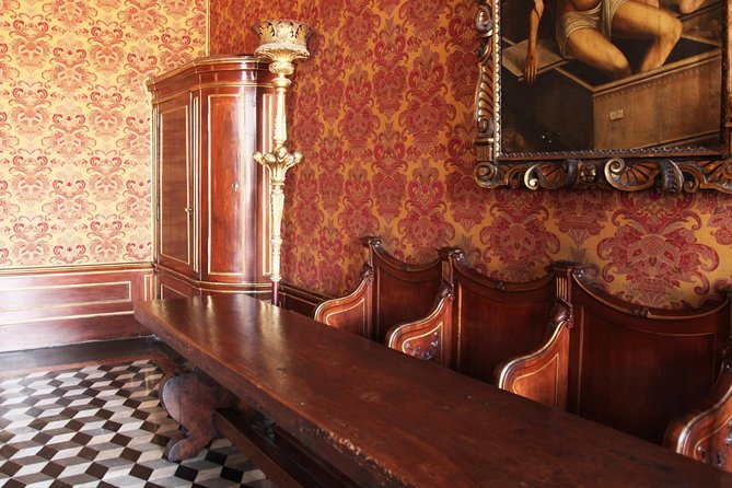 Venice: Doge’s Palace Prisons & Secret Itineraries Guided Tour - Price and value: is $91.04 a smart use of your Venice time?