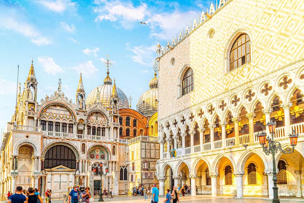 Venice: Doge's Palace Skip-the-Line Entry + Audioguide App - If you choose the St. Mark’s Basilica combo: when live guidance helps