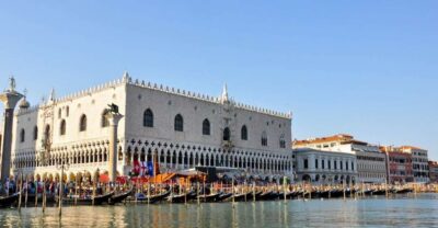 Venice: Doge's Palace Skip-the-Line Guided Tour - Meeting Near St. Mark’s: Calle Larga de l’Ascension in Real Life