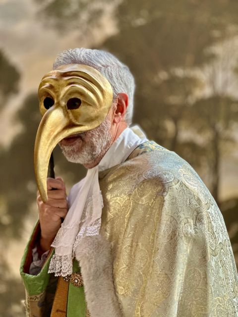 Venice: Dress-Up Experience - Key highlights at a glance