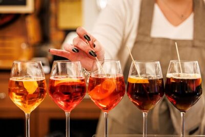Venice Evening Food Tour: Bites, Drinks & Sit-Down Dinner - Where you start (and how to avoid the common Venice hassle)