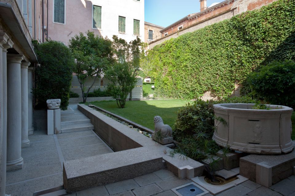 Venice: Fondazione Querini Stampalia Entry Tickets - Inside the aristocratic palace: rooms, atmosphere, and your own pace