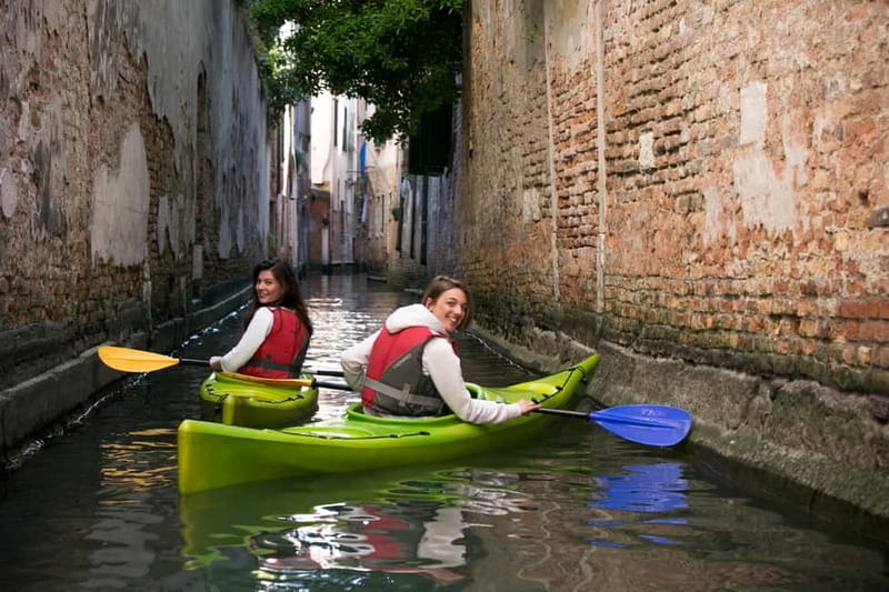 Venice: Guided Canal Kayak Tour at Day, Night, or Sunset - Why this Venice kayak tour works when other ideas fall flat