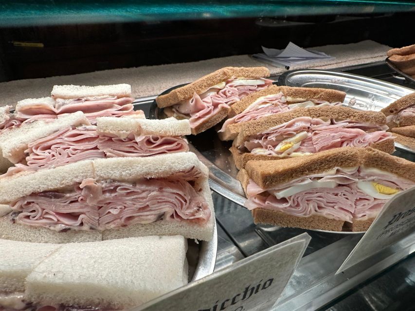Venice: Guided City Highlights and Street Food Tour - Historic eateries and how the stops stay worth it