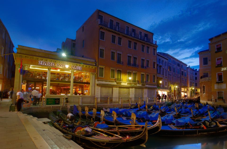 Venice: Hard Rock Cafe with Set Menu for Lunch or Dinner - Where to find it: Bacino Orseolo, just off St. Mark’s