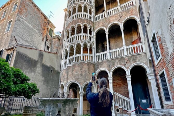 Venice in A Day: St Mark's Basilica, Doge's Palace & Gondola Ride - A 30-Minute Gondola Ride on the Canals (Max 5 Per Vessel)