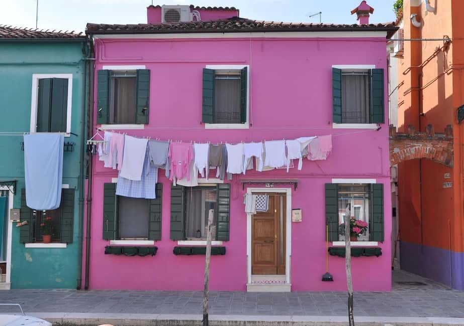 Venice: Islands Tour by Bragozzo – Murano, Burano & Torcello - Murano: glassblowing, then shopping with context