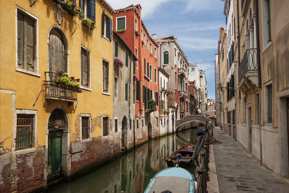 Venice: Morning Walking Tour - The best part of this tour for first-timers: you’ll learn how to look