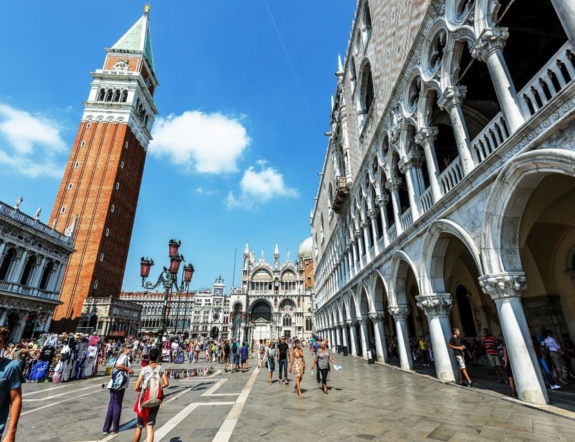 Venice, Murano, and Burano Excursion from Jesolo - Punta Sabbioni meeting point: get on the boat without stress