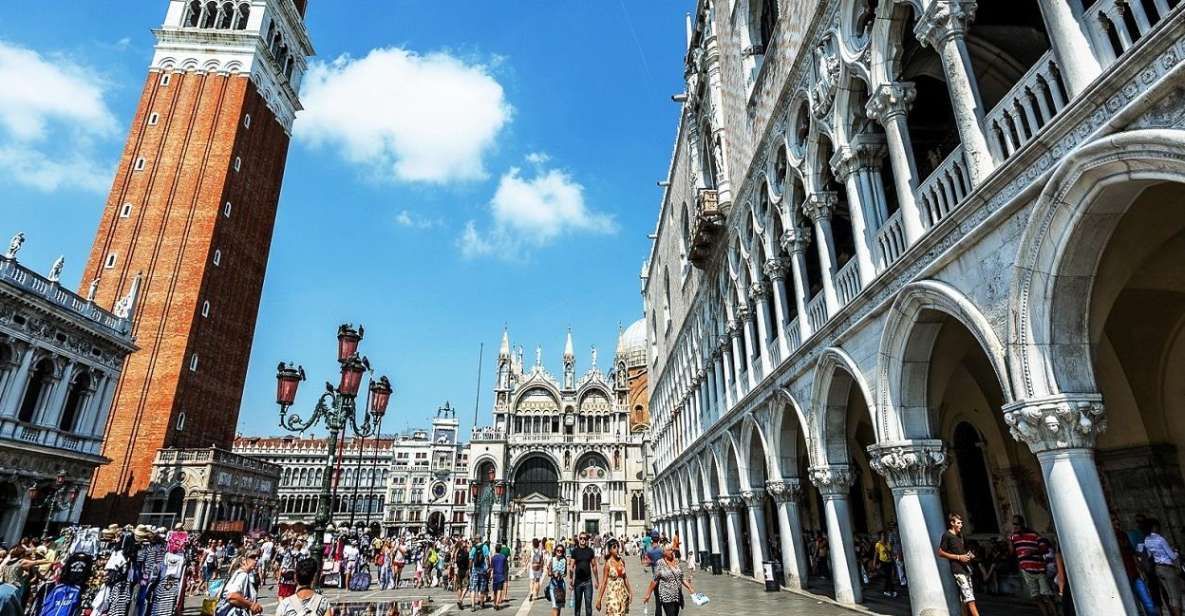 Venice, Murano, and Burano Excursion from Jesolo - Burano for lace and color: museum time plus choices