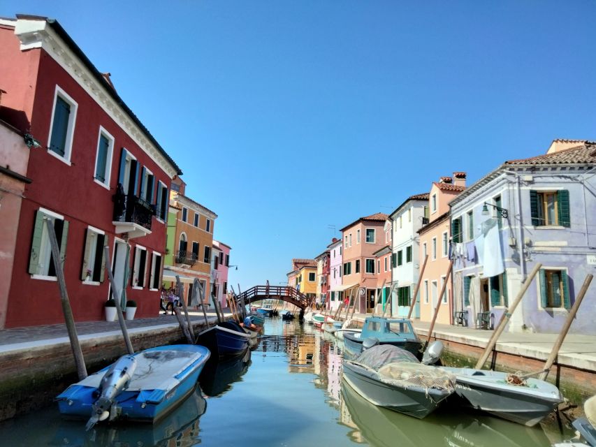 Venice: Murano and Burano Excursion - Meeting at Chiesa della Pietà and Getting on the Private Boat