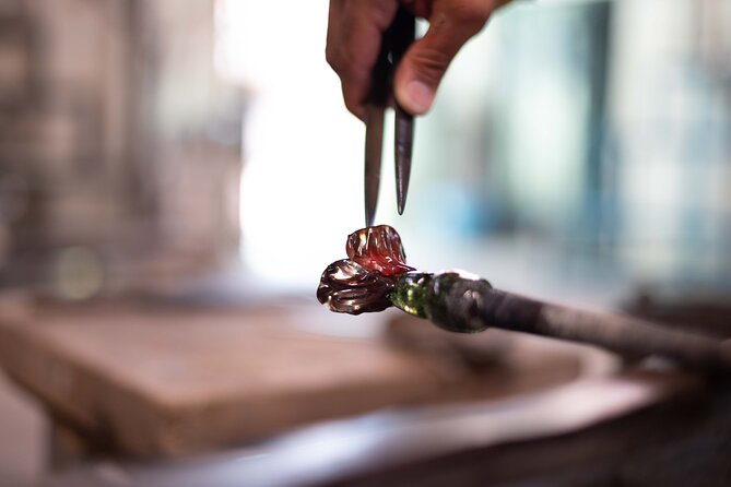 Venice Murano Island Glass Factory Tour with Glass Blowing Demonstration - What to Watch Out For: Short Timing and a Sales-Oriented Atmosphere