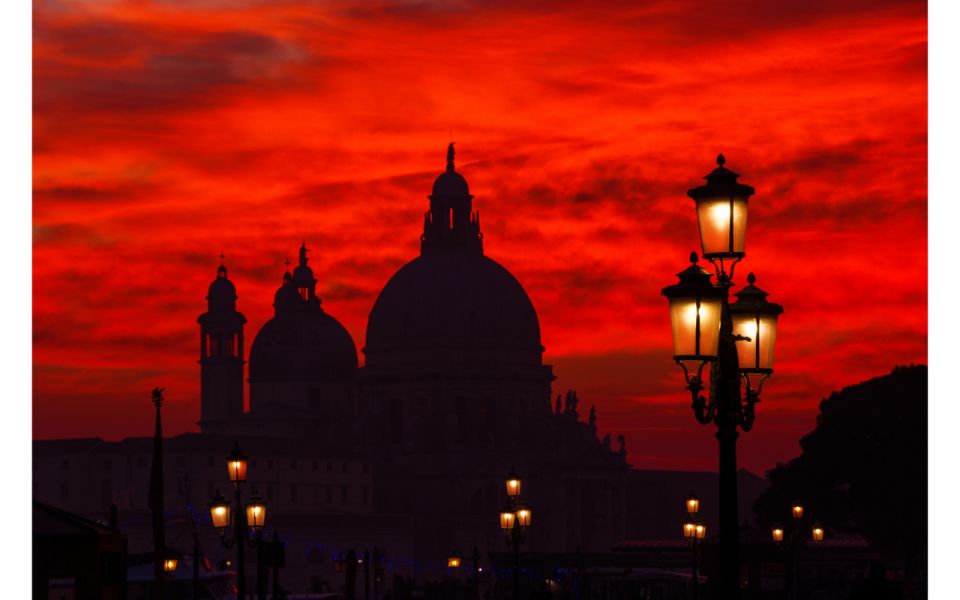 Venice: Mysterious Tales of Ghosts and Murders - The 1.5-hour route: how the walk avoids the worst crowds