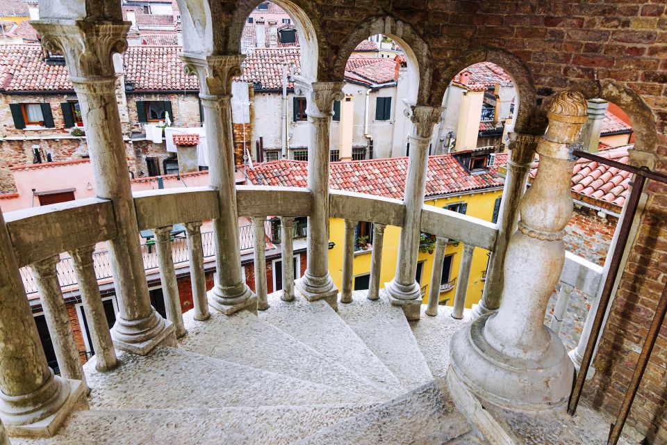 Venice: Palazzo Contarini del Bovolo Entrance Ticket - The staircase experience: the Scala Contarini del Bovolo up close