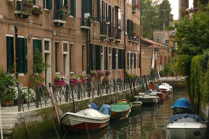 Venice Photography Walking Tour with Private Guide - Meeting at Gallerie dell’Accademia and getting your route shaped
