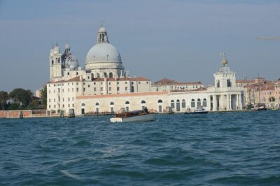 Venice Private Arrival Transfer by Water Taxi: Cruise Port to Central Venice - Two service levels: meet at the terminal vs. escorted to your hotel door
