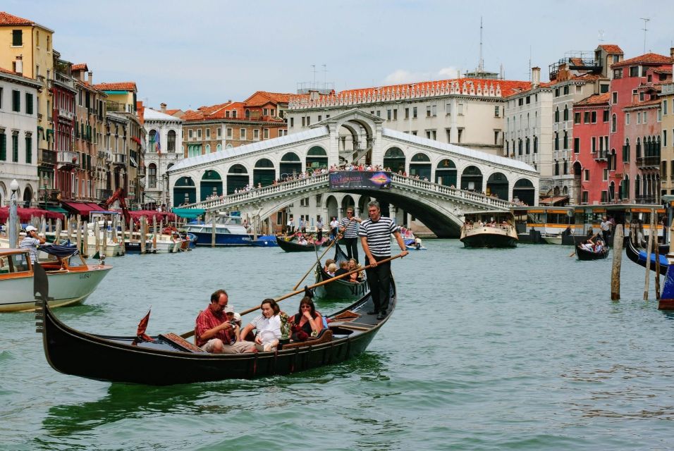 Venice: Private Gondola Cruise for up to 5 Passengers - Why This Private Gondola From Campo San Luca Feels Worth It