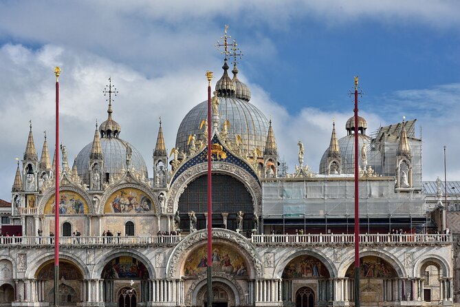 Venice Private Gondola Ride: Explore Hidden Canals and Sights - Quick Hits Before You Go: What Makes This Gondola Different