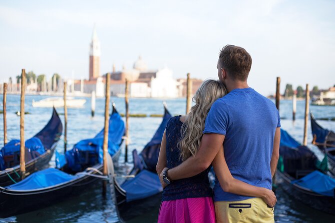 Venice Private Gondola Ride: Explore Hidden Canals and Sights - Meeting Point at InGondola: How to Avoid the Most Common Headache