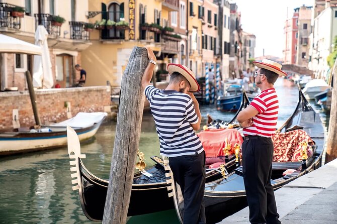 Venice Private Gondola Ride: Explore Hidden Canals and Sights - Route Expectations: Why Some Canals Feel Quieter Than You Expected
