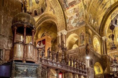Venice: Saint Mark's Basilica Guided Tour - Meeting point reality check: how to actually start on time