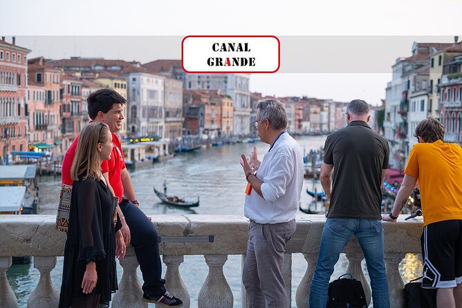 Venice: San Marco to Rialto Walking Tour & Spritz Like a Local - San Marco to Rialto: a practical route for first-time orientation