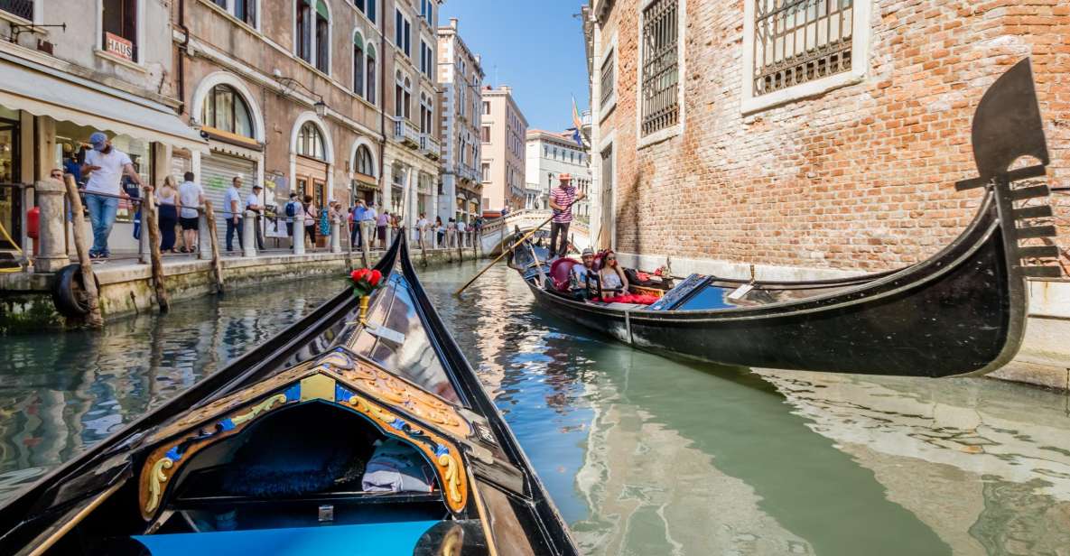 Venice: Shared Gondola Ride Across the Grand Canal - Seating, Photo Timing, and the One Thing People Misread