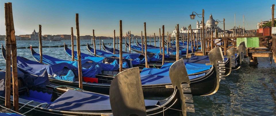 Venice: Shared Gondola Tour - Getting to the Gondola: TURIVE Kiosk Near St. Mark’s