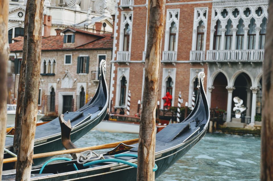 Venice: Shared Gondola Tour - The Switch to Smaller Canals: Where the Crowds Lose Their Grip